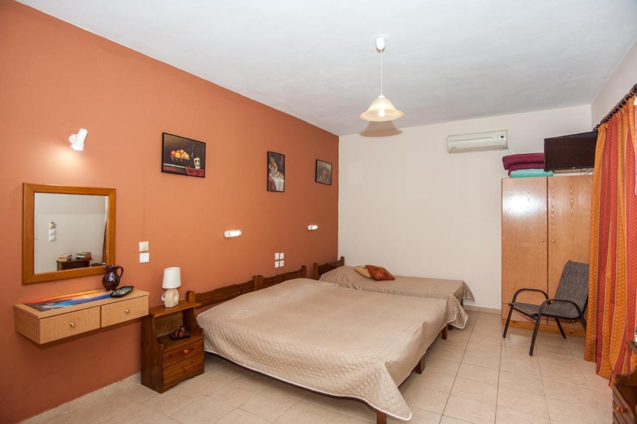Folies Apartment Lourdata  Exterior photo