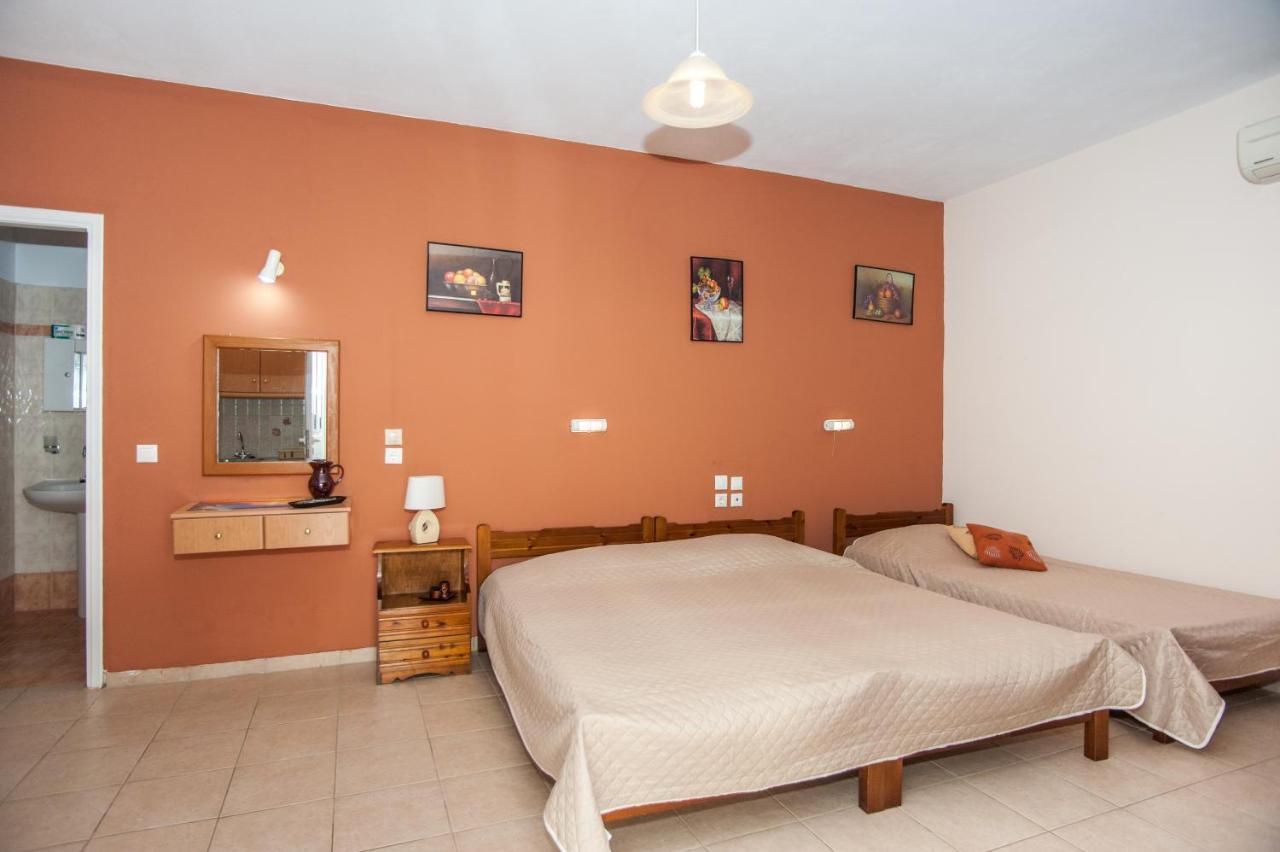 Folies Apartment Lourdata  Exterior photo