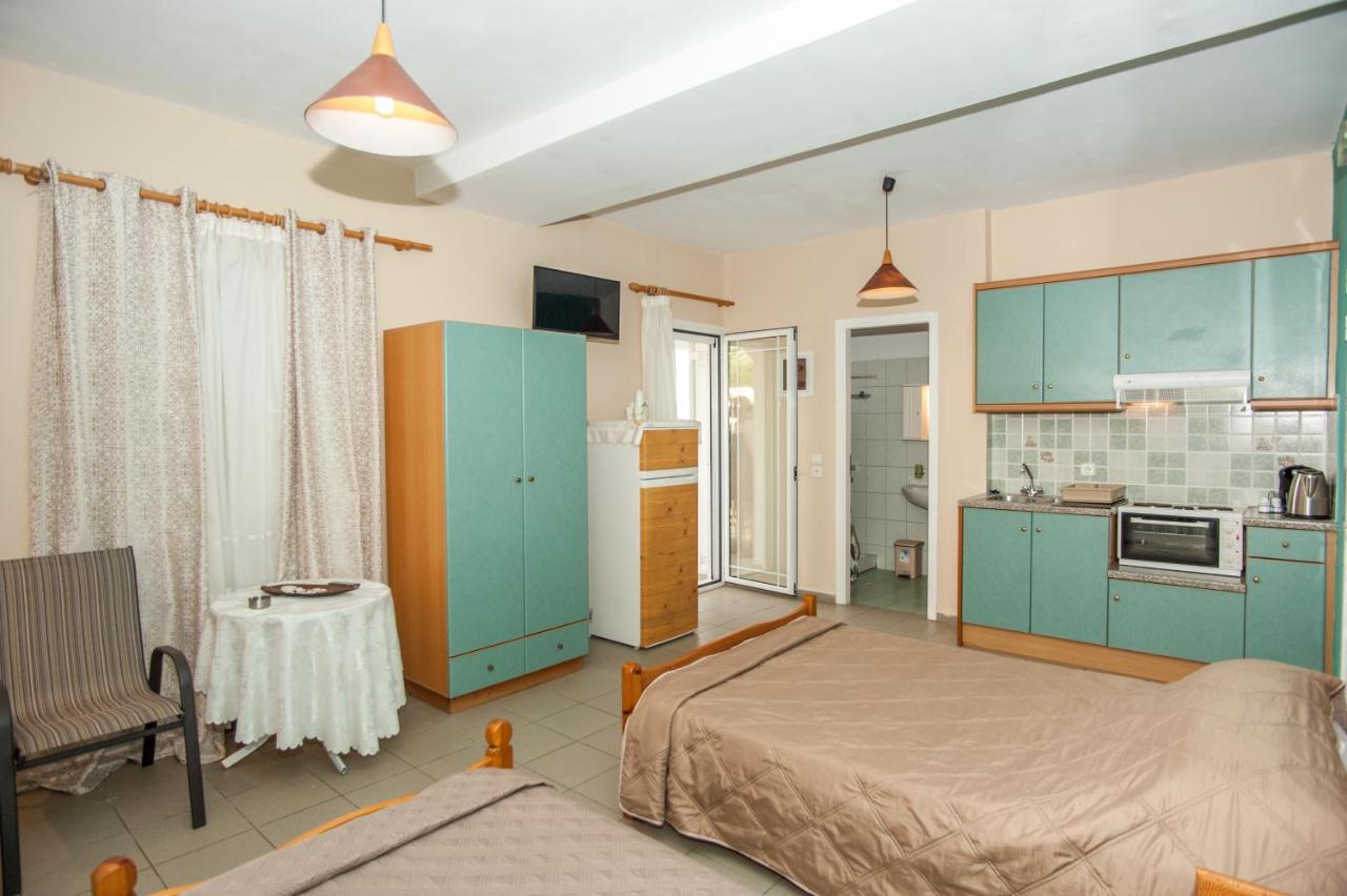 Folies Apartment Lourdata  Exterior photo