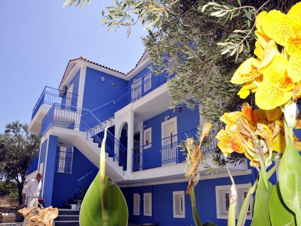 Folies Apartment Lourdata  Exterior photo